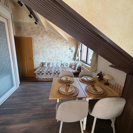 Deluxe Банско